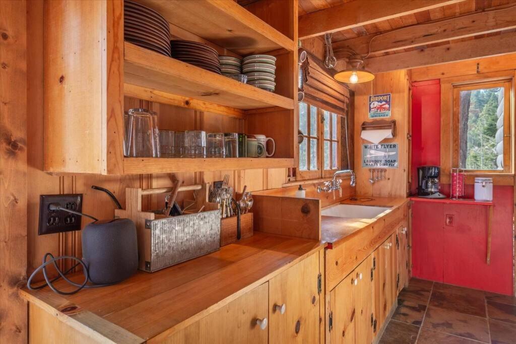 Coziest Cabin In Tahoe W Stone Fireplace Comfy Beds Close To Slopes & Lake Carnelian Bay Esterno foto