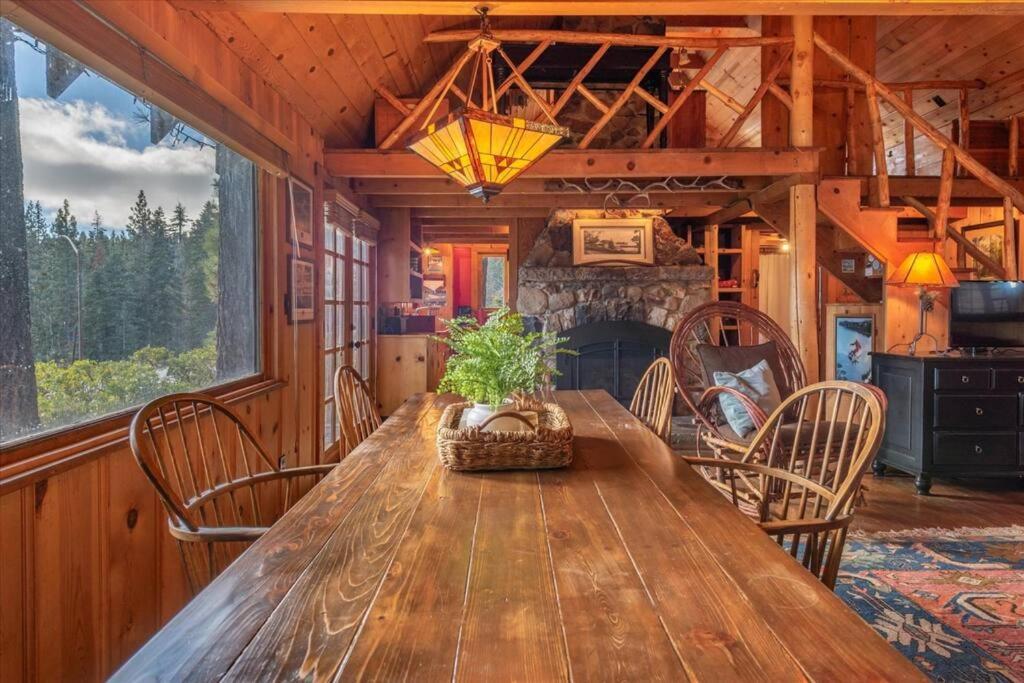 Coziest Cabin In Tahoe W Stone Fireplace Comfy Beds Close To Slopes & Lake Carnelian Bay Esterno foto